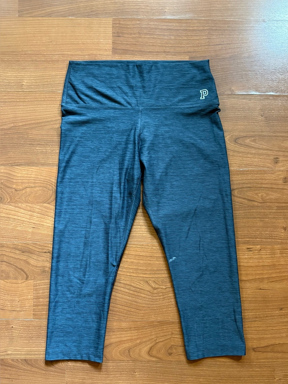 PINK Victoria's Secret Charcoal Capri Leggings